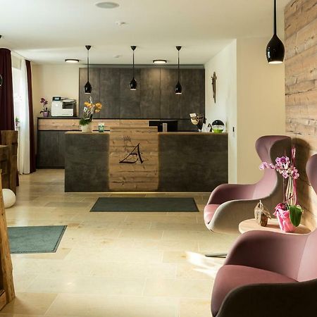 Landhotel Zum Adler Oberbechingen Екстер'єр фото