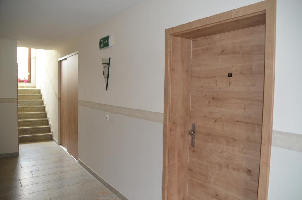 Landhotel Zum Adler Oberbechingen Екстер'єр фото