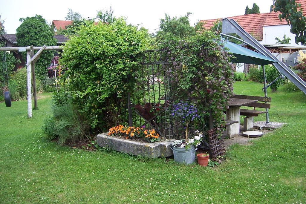 Landhotel Zum Adler Oberbechingen Екстер'єр фото
