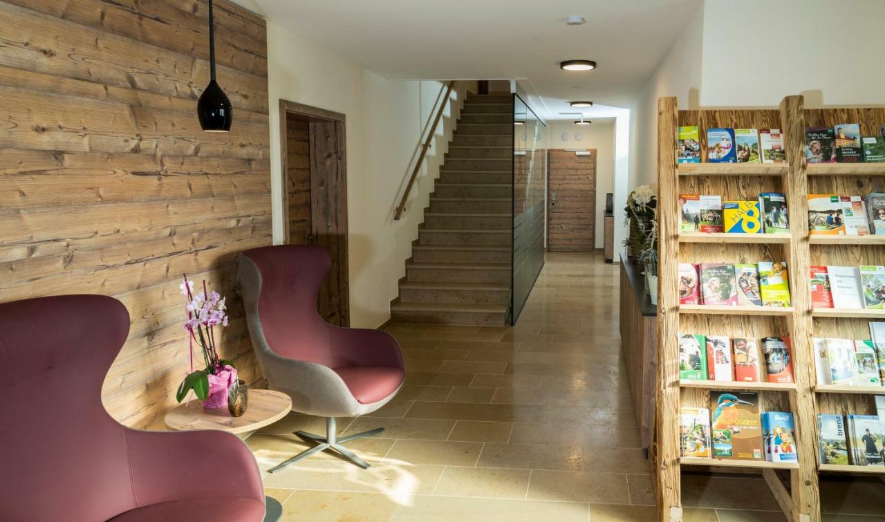 Landhotel Zum Adler Oberbechingen Екстер'єр фото