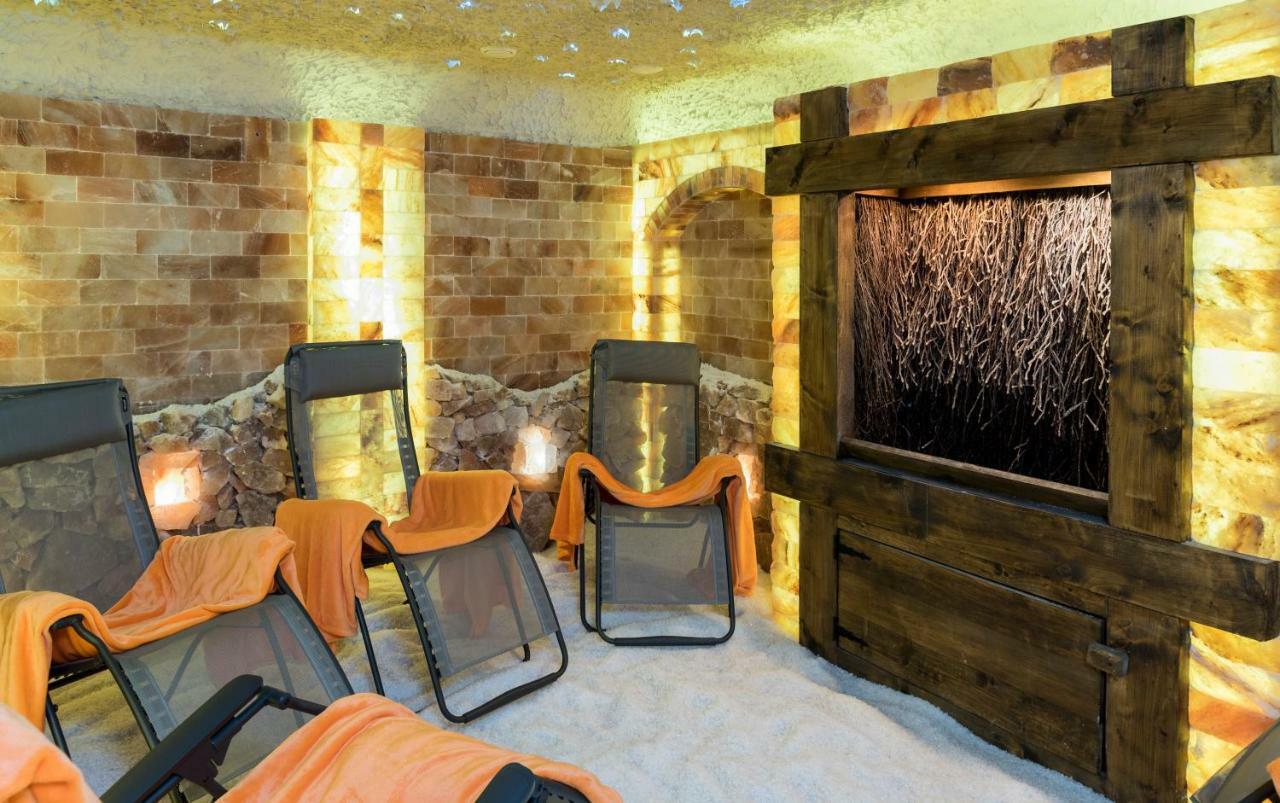 Landhotel Zum Adler Oberbechingen Екстер'єр фото