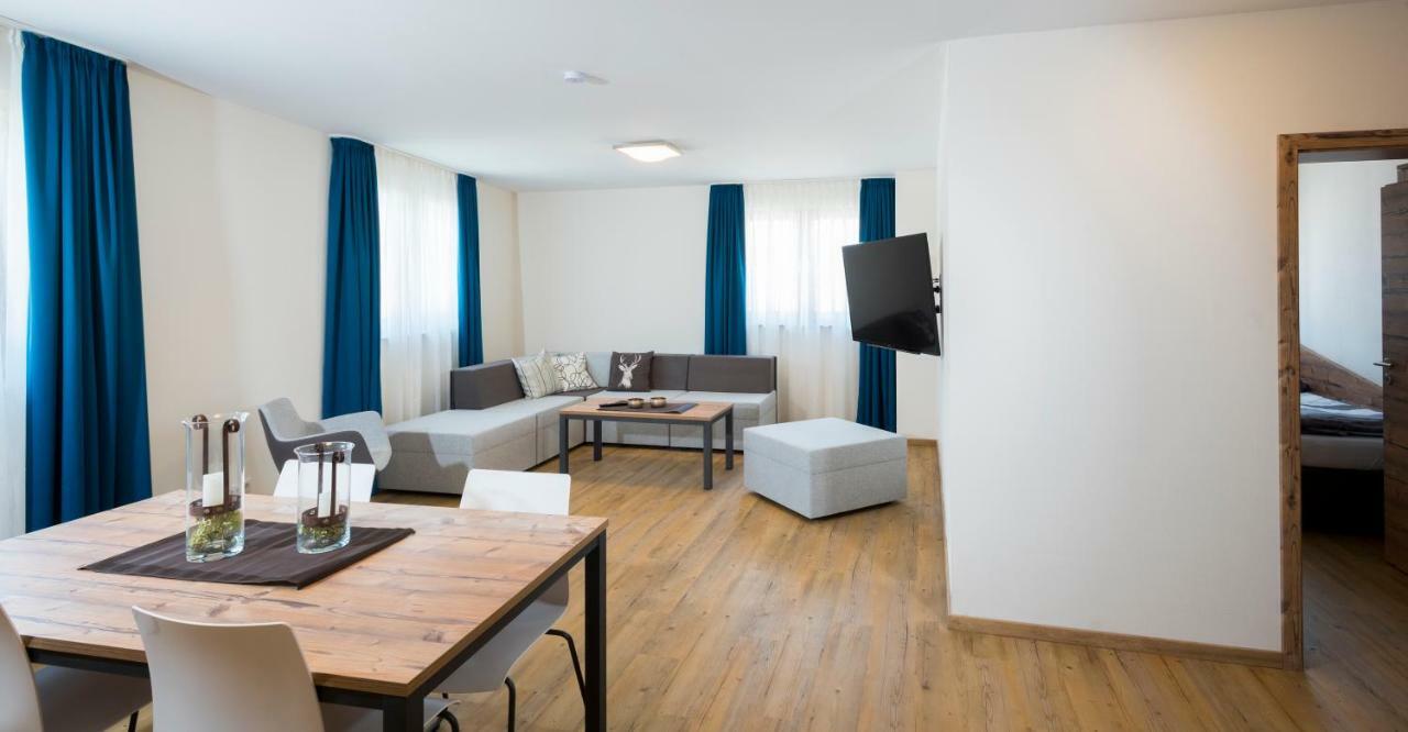 Landhotel Zum Adler Oberbechingen Екстер'єр фото